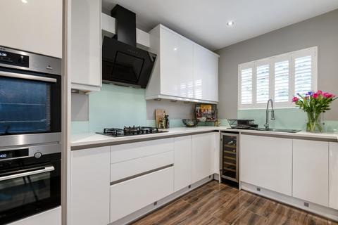 107 Moffat Road, Thornton Heath, CR7 8PZ