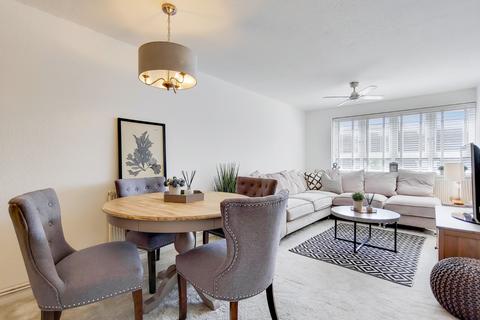 1 bedroom apartment for sale, Cheesemans Terrace, W14