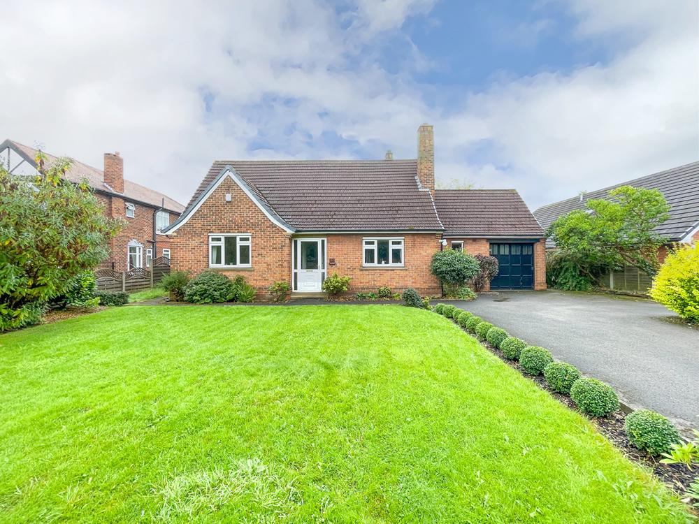 Batley Field Hill 2 bed bungalow £375,000