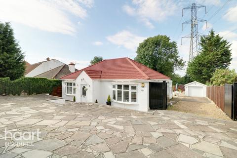 46 Leaves Green Road, Keston, BR2 6DQ