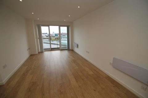 undefined, Imperial Point, The Quays, Salford Quays, Salford, Greater Manchester, M50