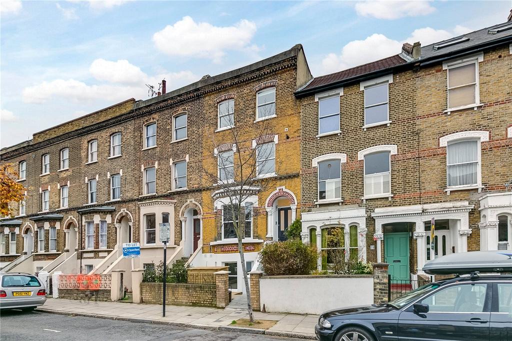 St Thomas's Road, Finsbury Park, Islington 3 bed flat £795,000