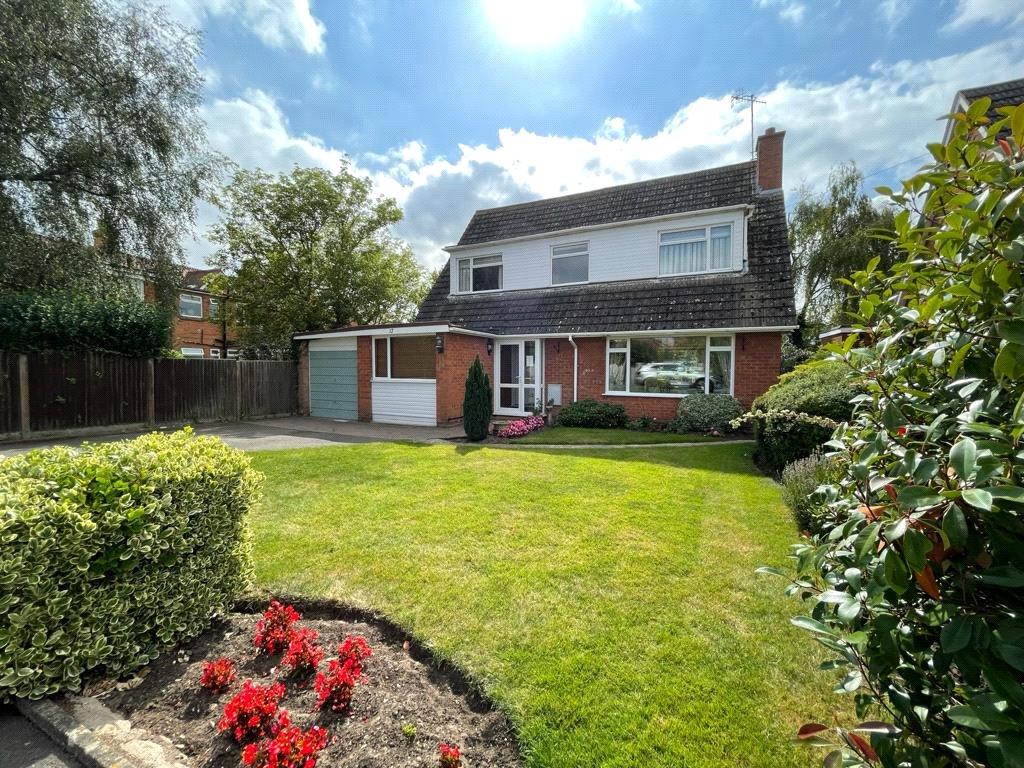 Broadway Close, Fladbury, Pershore, WR10 4 bed detached house £525,000