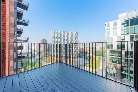 2 bedroom flat to rent, The Modern, Embassy Gardens, London, SW11