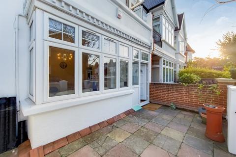 7 Bournemouth Road, London, SW19 3AR