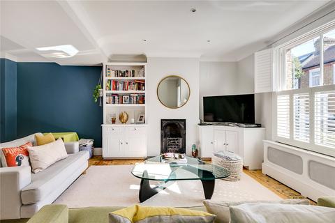 72 Orbain Road, London, SW6 7JY
