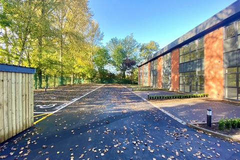 1 bedroom apartment to rent, Parkview House, 14 Oaklands Park, Wokingham, Berkshire, RG41