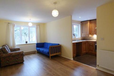 2 bedroom ground floor flat to rent, Turner Road, Buxton SK17