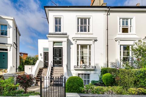 2 bedroom maisonette for sale, Priory Road, South Hampstead