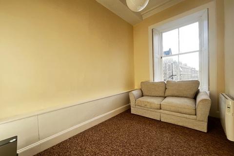2 bedroom flat to rent, Lauriston Place, Edinburgh, EH3