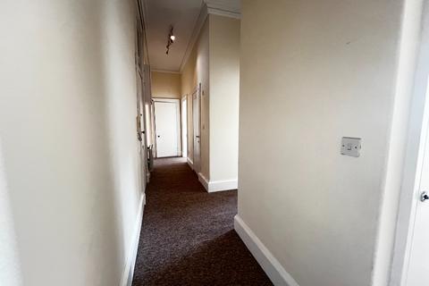 2 bedroom flat to rent, Lauriston Place, Edinburgh, EH3
