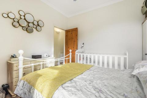 34a Grenfell Road, Mitcham, CR4 2BY