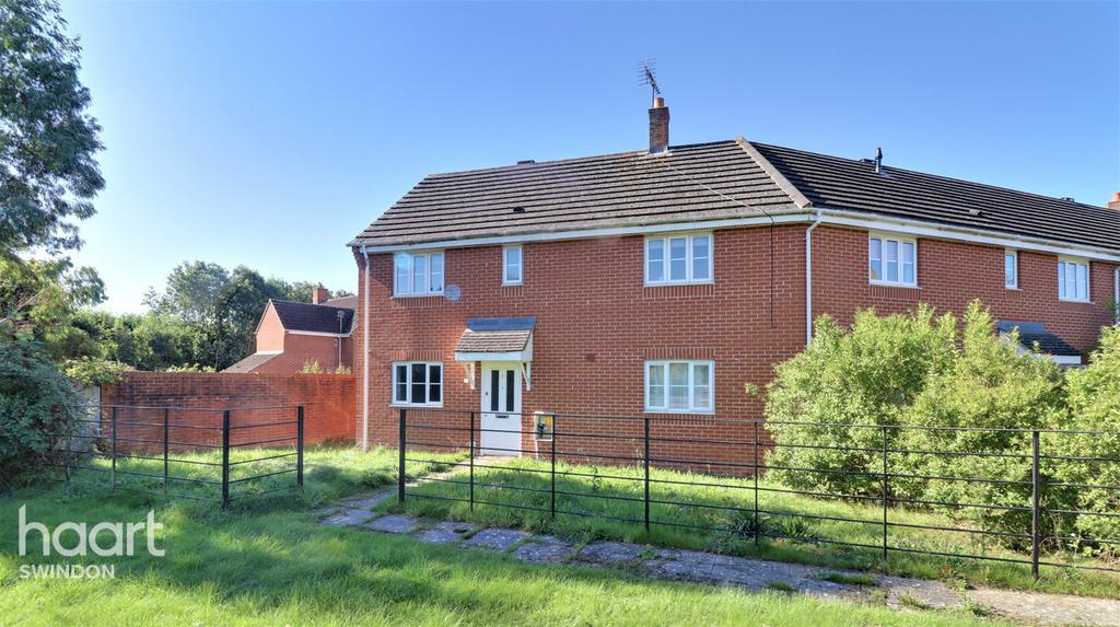 Callington Road, Swindon 3 bed end of terrace house £260,000