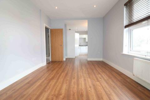 2 bedroom flat to rent, Selby Road, London