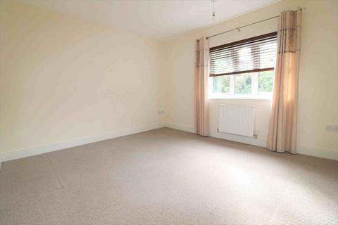 2 bedroom flat to rent, Selby Road, London