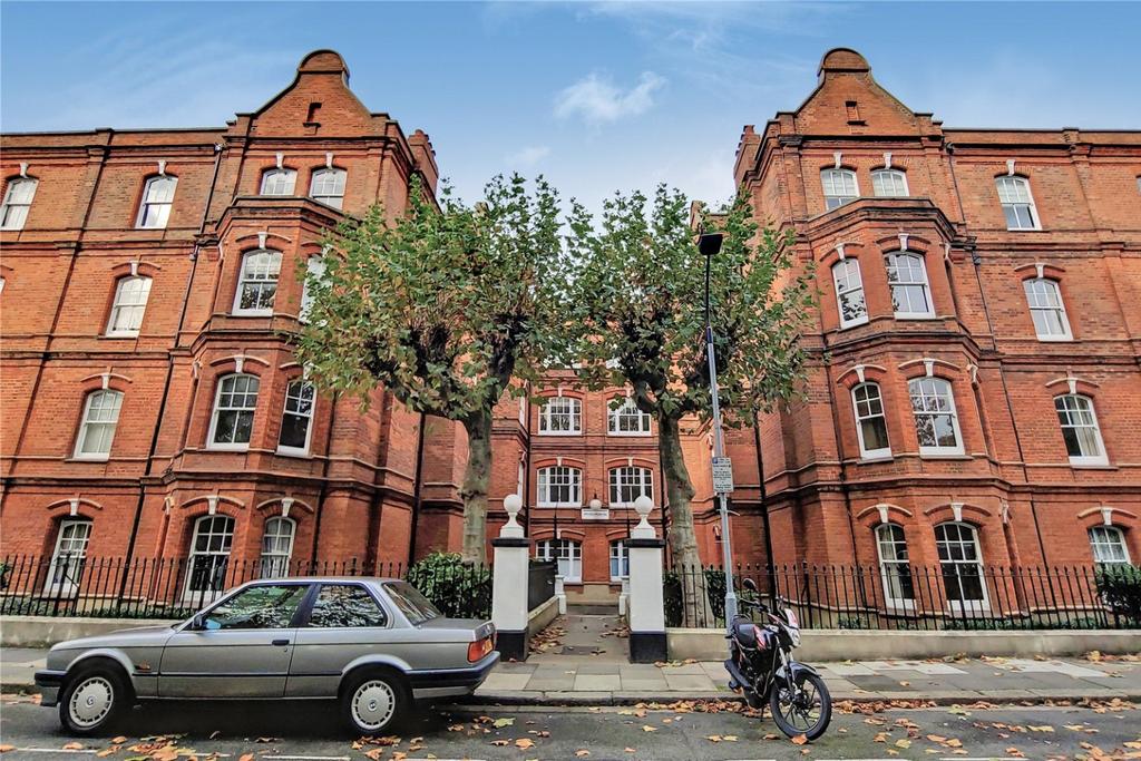 Queen's Club Gardens, West Kensington 2 bed apartment £650,000