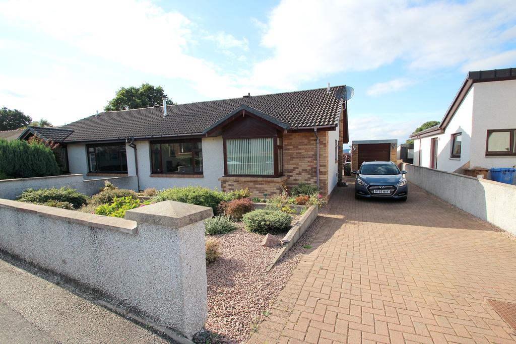 18 Towerhill Gardens, INVERNESS, IV2 5FR 3 bed semidetached bungalow