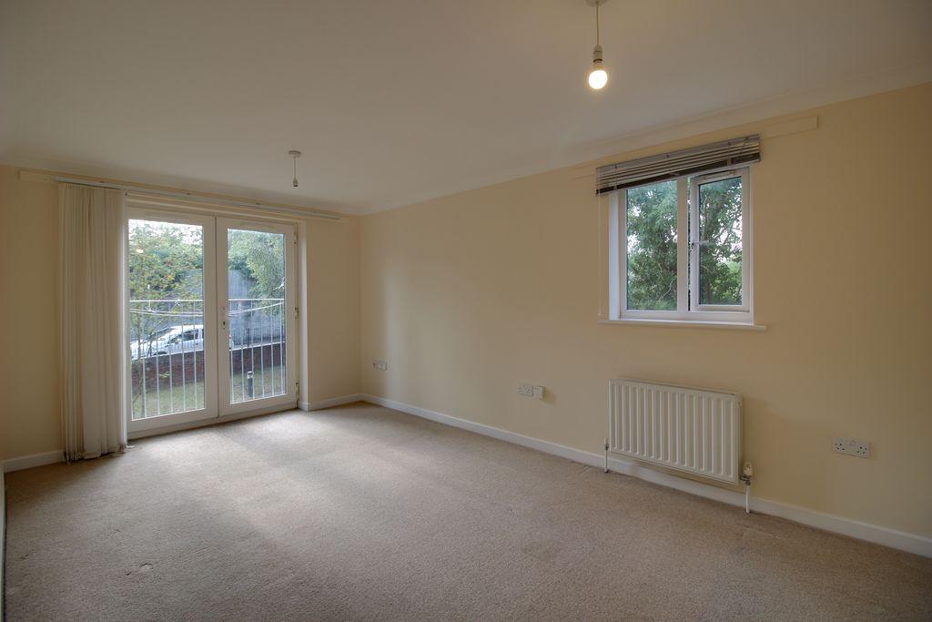 Craig House, Craig Avenue, Reading RG30 2PF 2 bed apartment £1,000