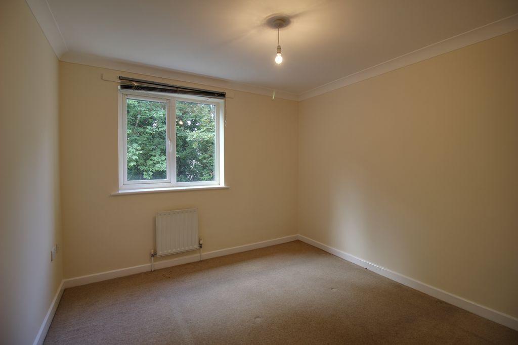 Bedroom 2 (Double)