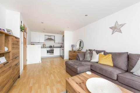 2 bedroom flat for sale, Charles Street, Camberley