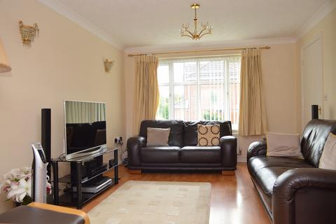 7 Howardian Close, Oldham, OL8 3WE