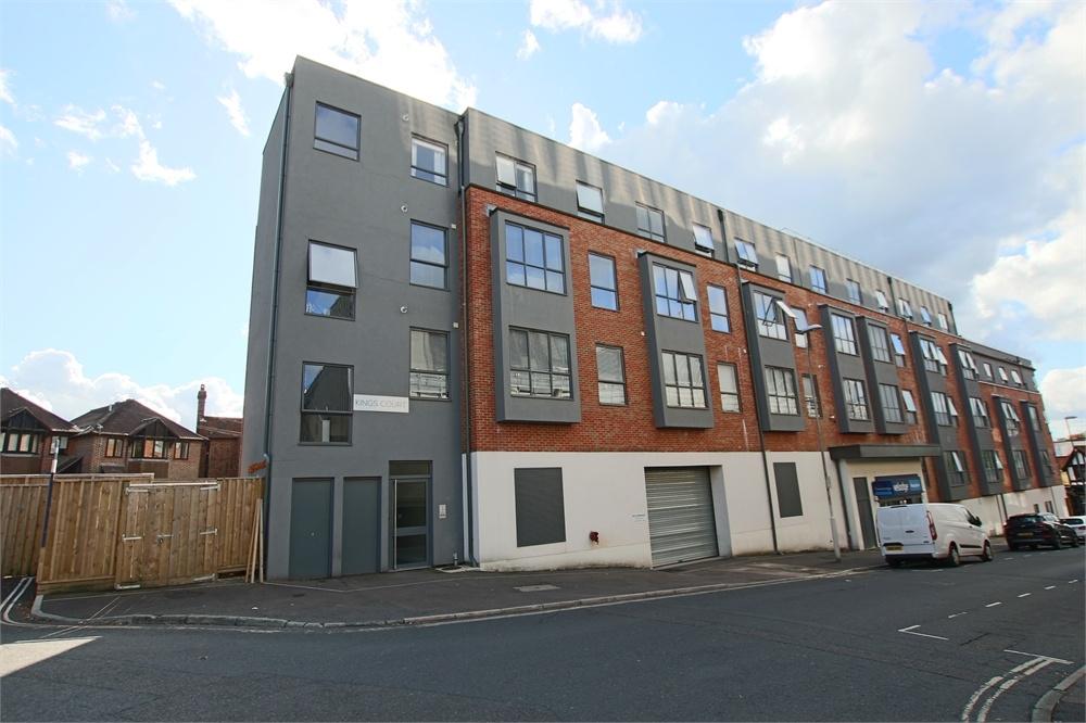 4 Little King Street, East Grinstead, West Sussex 1 bed flat £230,000