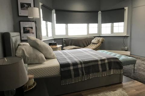 53 Foscote Road, London, NW4 3SE