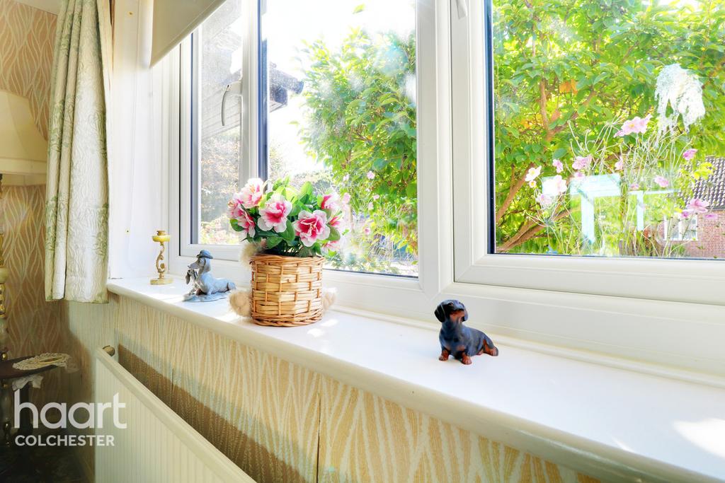 Craven Drive, Colchester 3 bed bungalow £350,000