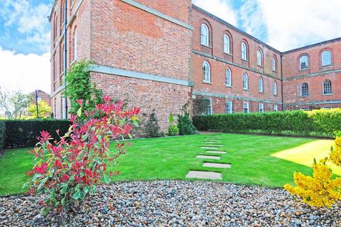 4 Killerton Walk, Exminster, Exeter, EX6 8UH