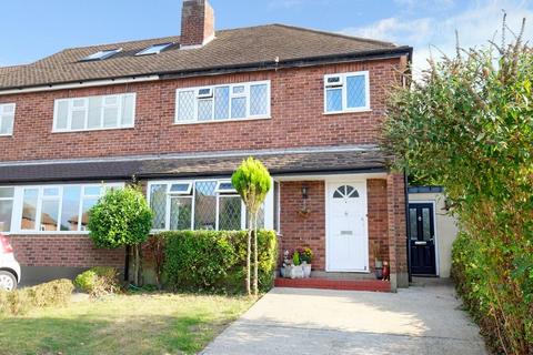 87 Windsor Drive, Orpington, BR6 6HE