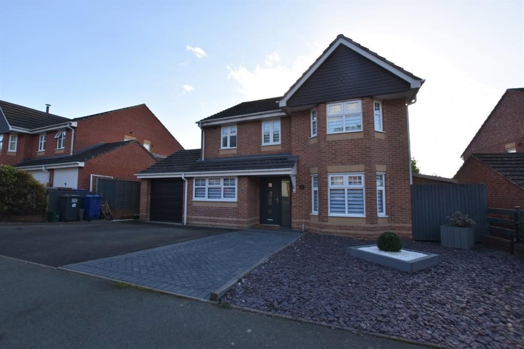 Hugo Way, Loggerheads 4 bed detached house £360,000