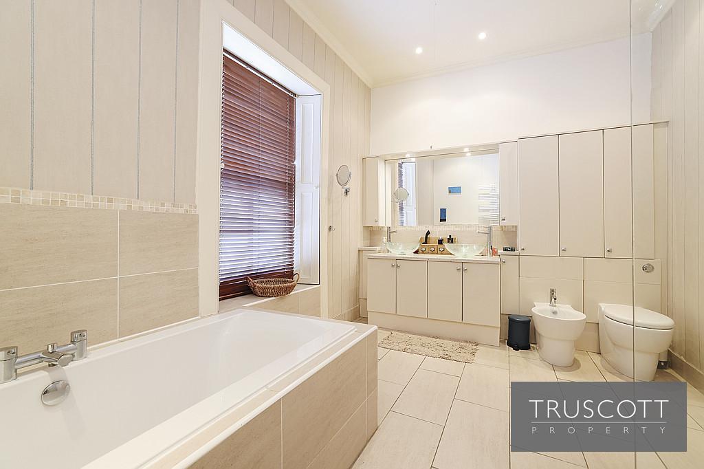 En suite