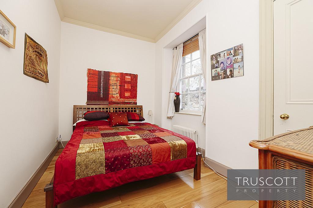 Double Bedroom 4