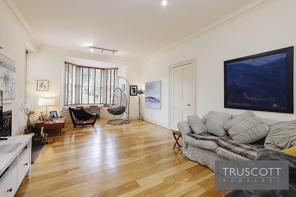 West Facing Sitting Room