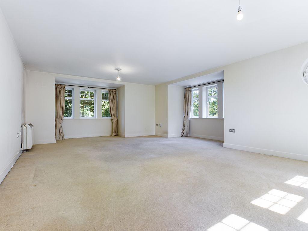 The Laurels, Knighton Park Road, Clarendon Park, Leicester, LE2 1ZA 2