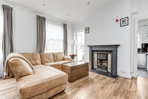 3 bedroom maisonette to rent, Wix's Lane, London