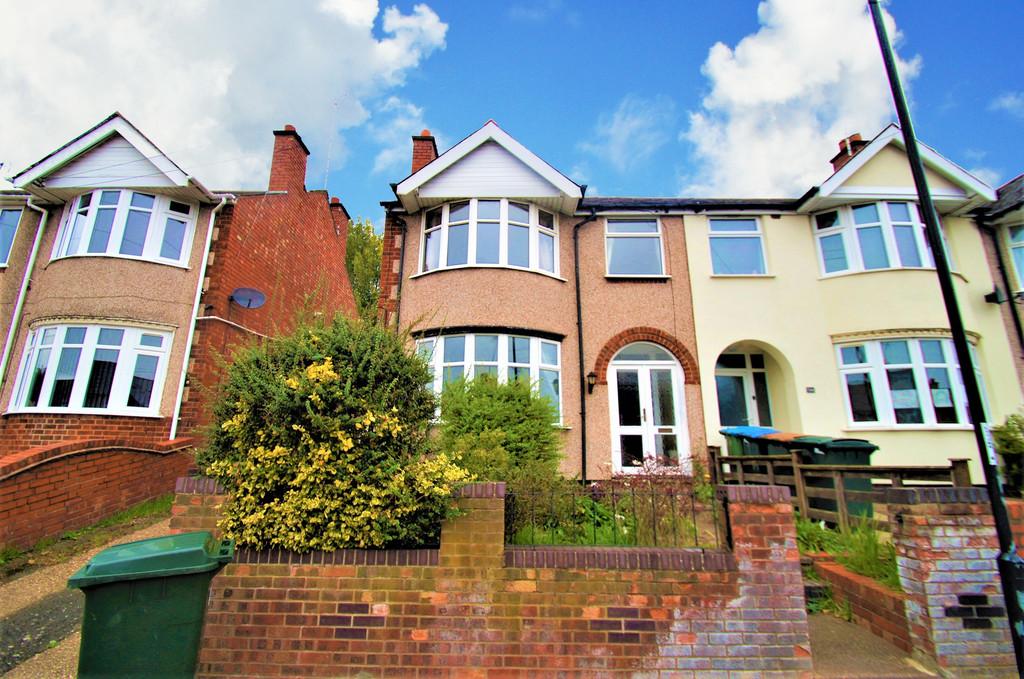 Wordsworth Road, Coventry 3 bed end of terrace house £900 pcm (£208 pw)