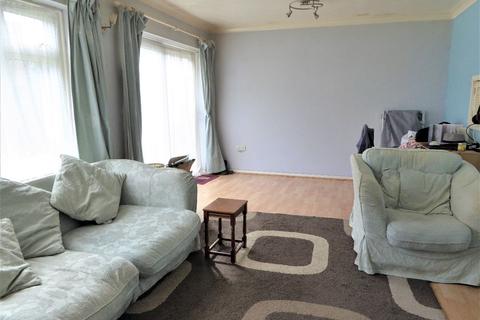 61 Underwood, New Addington, Croydon, CR0 9EH