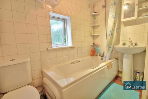 92 Kingfield Road, Coventry, CV6 5PQ