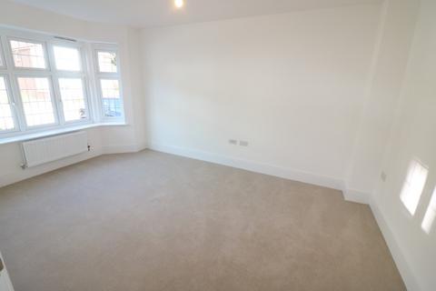 3 bedroom detached house to rent, West Wold, Swanland
