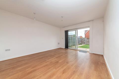 19 Linnitt Road, Snodland, ME6 5FE