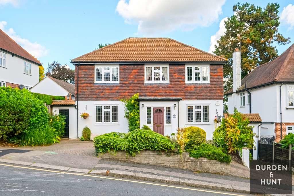 Ollards Grove, Loughton, IG10 5 bed detached house £1,400,000