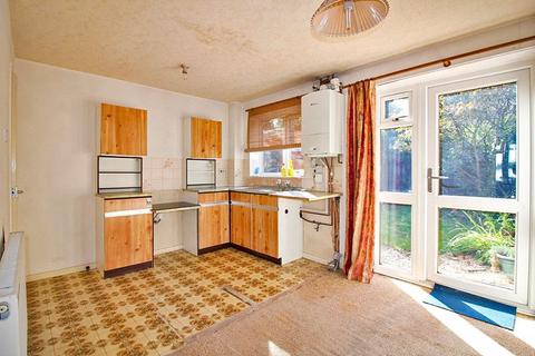 31 Bembridge Close, Willenhall, WV12 5YX
