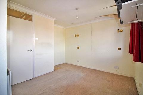 31 Bembridge Close, Willenhall, WV12 5YX