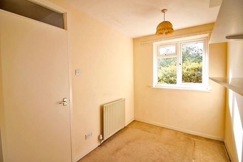 31 Bembridge Close, Willenhall, WV12 5YX