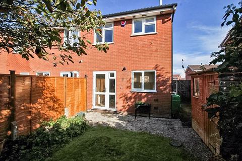 31 Bembridge Close, Willenhall, WV12 5YX