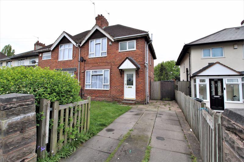 Hawthorne Road, Delves, Walsall, WS5 4NA 3 bed semidetached house £