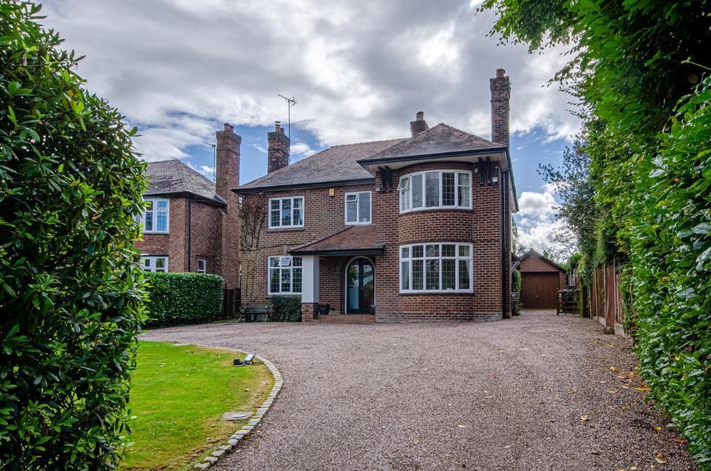Chester Road, Hartford, Northwich, CW8 4 bed detached house £3,000
