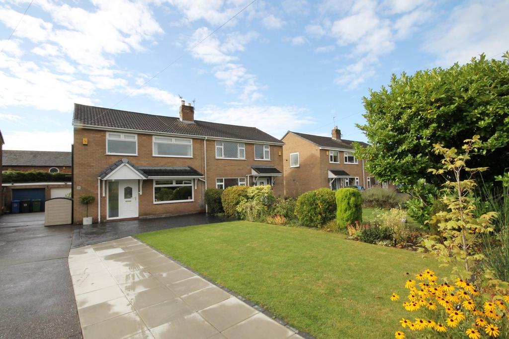 Acton Avenue, Appleton, Warrington, WA4 3 bed semidetached house £