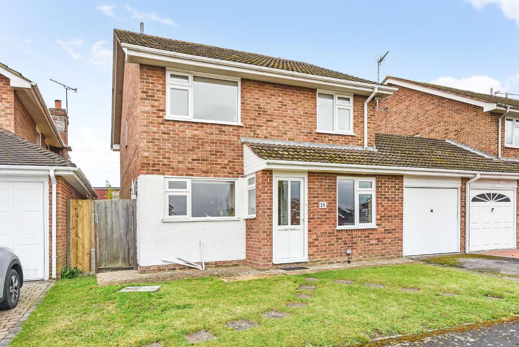 Hills Road, Steyning, West Sussex, BN44 3QG 4 bed detached house £575,000